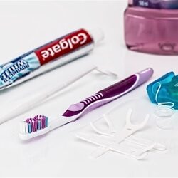 Keeping Teeth Clean with Braces